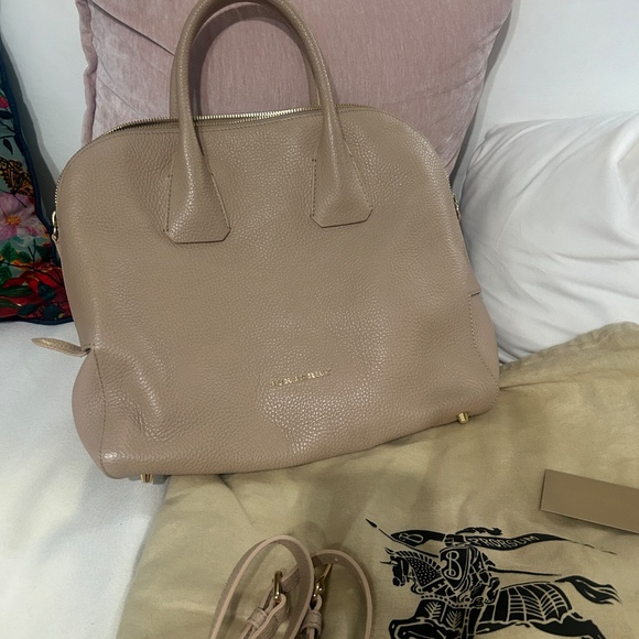 Burberry purse - Picture 2 of 5